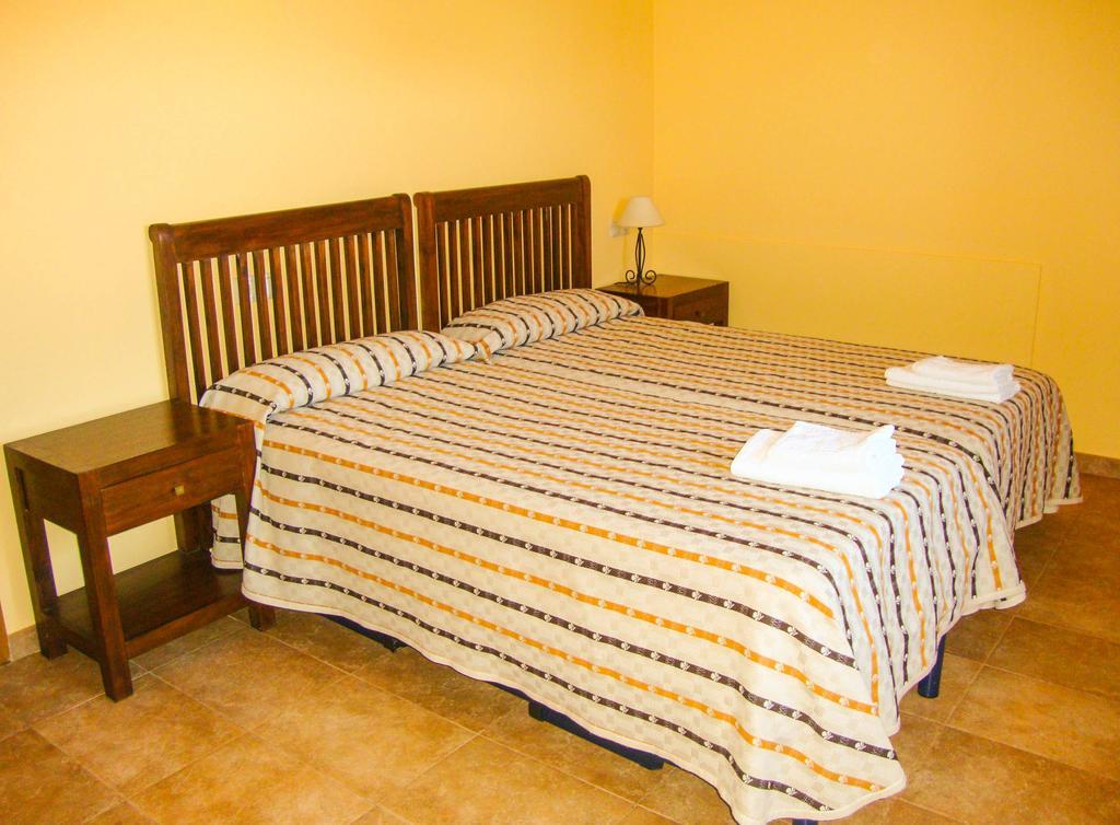 Apartamentos Fandin Ribadeo Szoba fotó